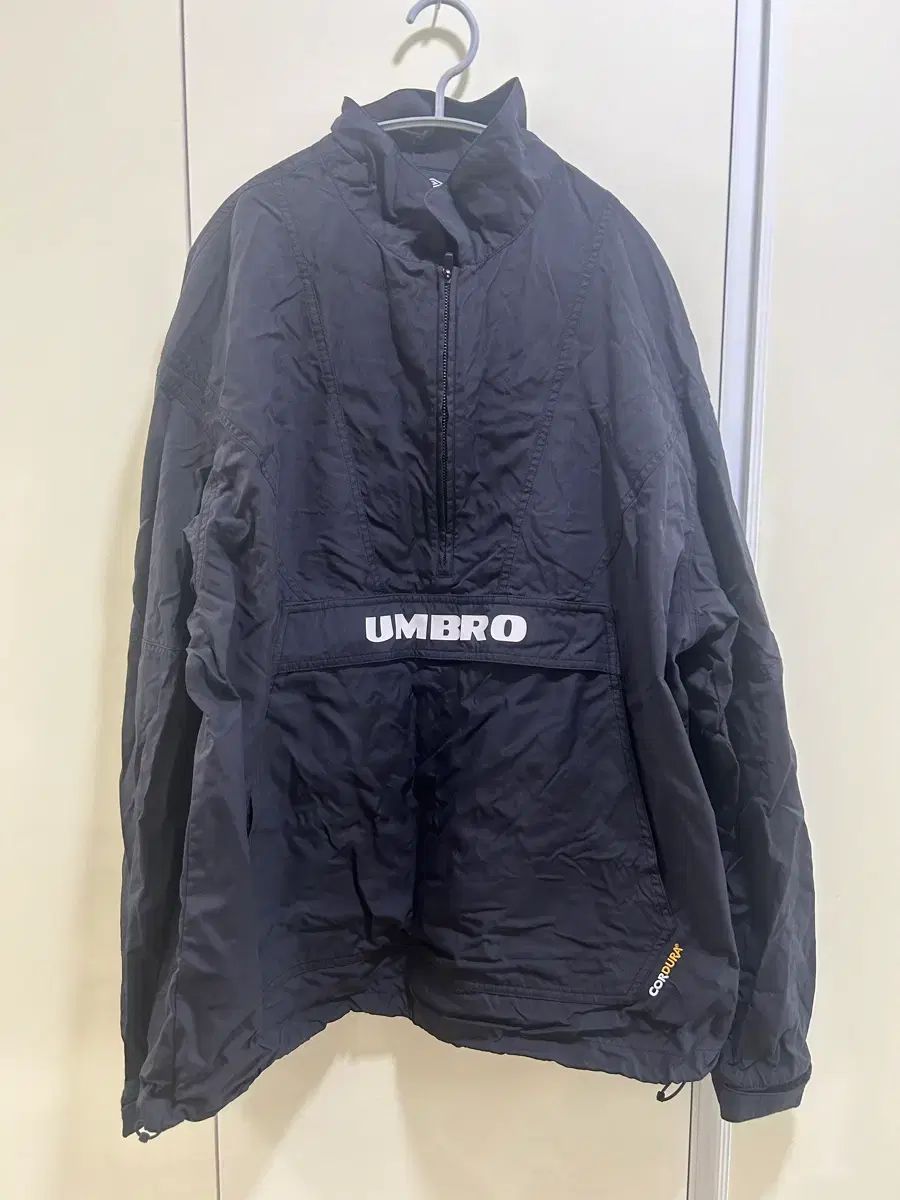 アンブロ アノラック ハーフジップ ウインドブレーカー 110 - メルカリ