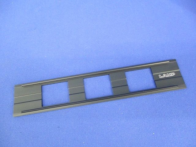  コンセントプレート ブラック 入 DMFH 3-EA-BL 電設資材 材料 資材