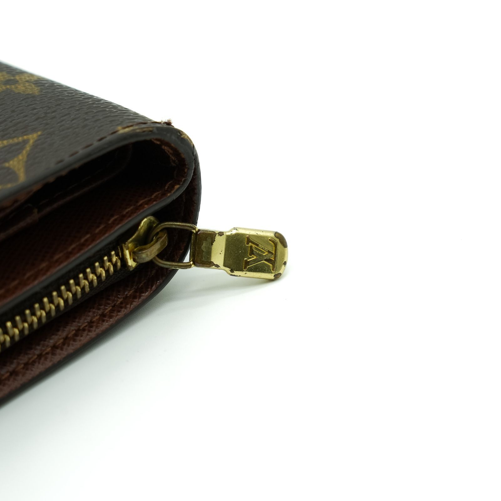 61667 モノグラム