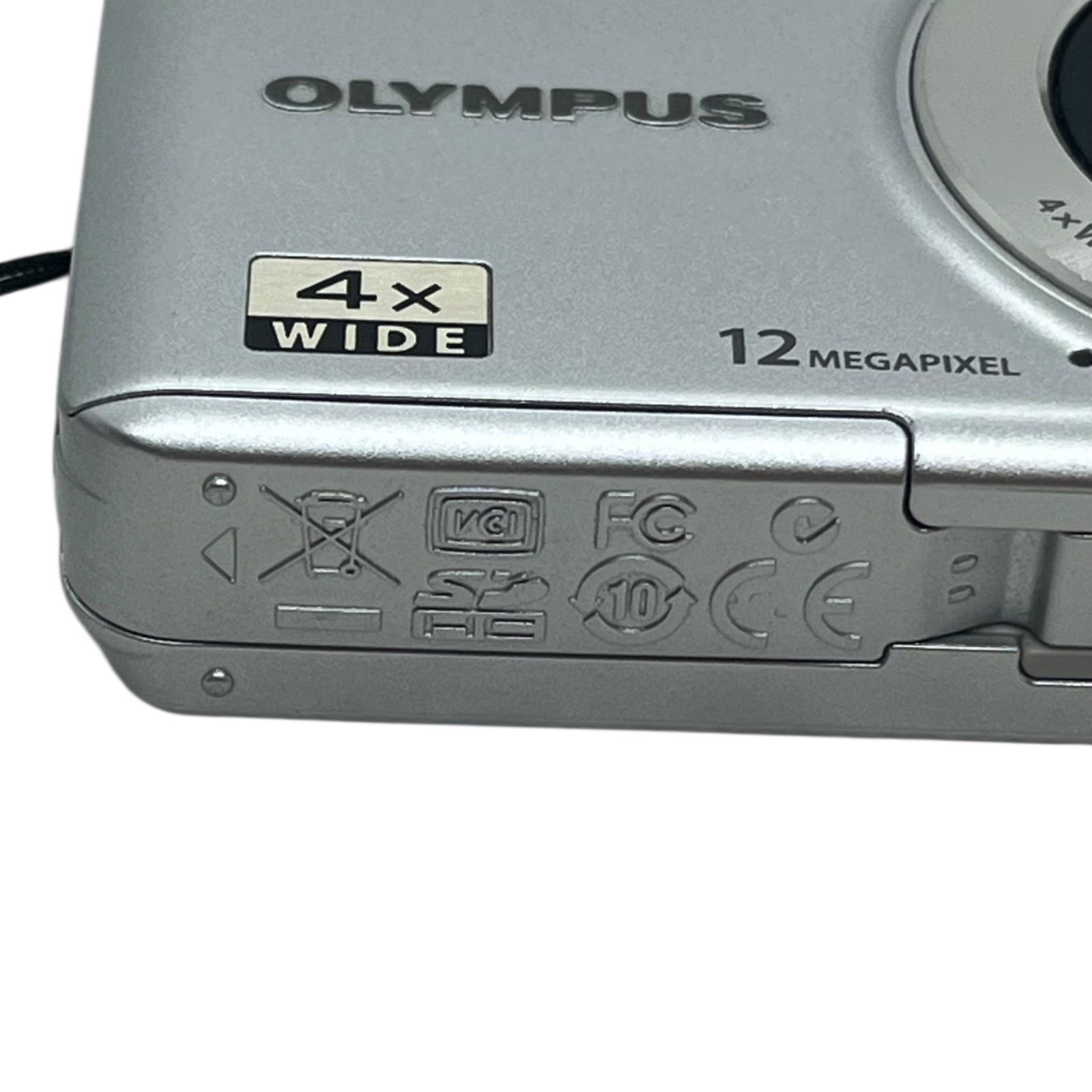 【動作確認済み】 OLYMPUS VG-110 シルバー コンデジ 完品 管2511-402】動作未確認☆Olympus オリンパス VG-110 コンパクト