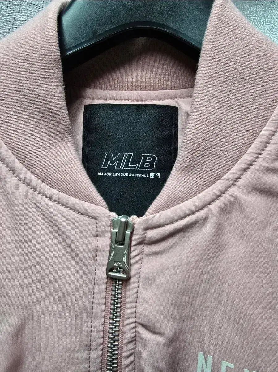 MLB キルティング スタジャン L