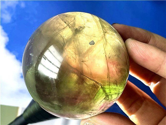 AAA級天然フローライト蛍石丸玉B88F1/140F01A AAA級天然フローライト蛍石丸玉B88F1/140F01A