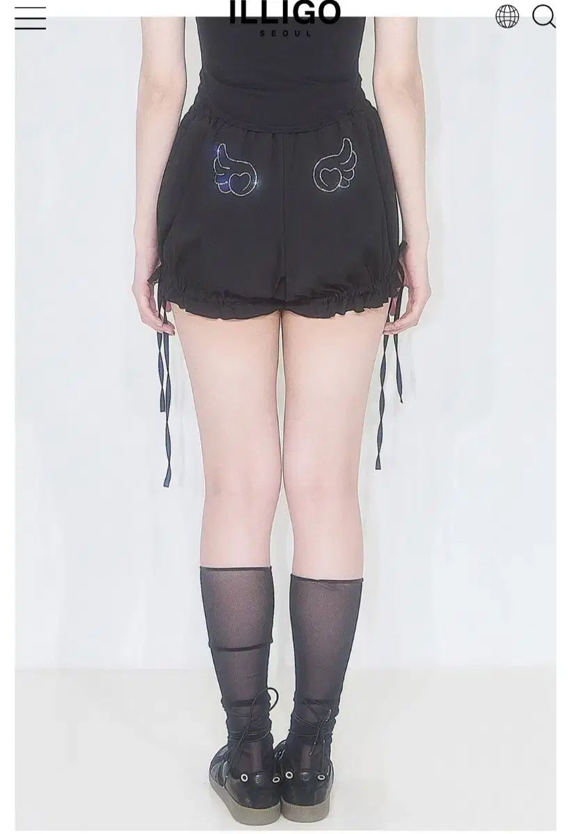 イッリゴー ILLIGO ブラック ウィング ハート ショートパンツ