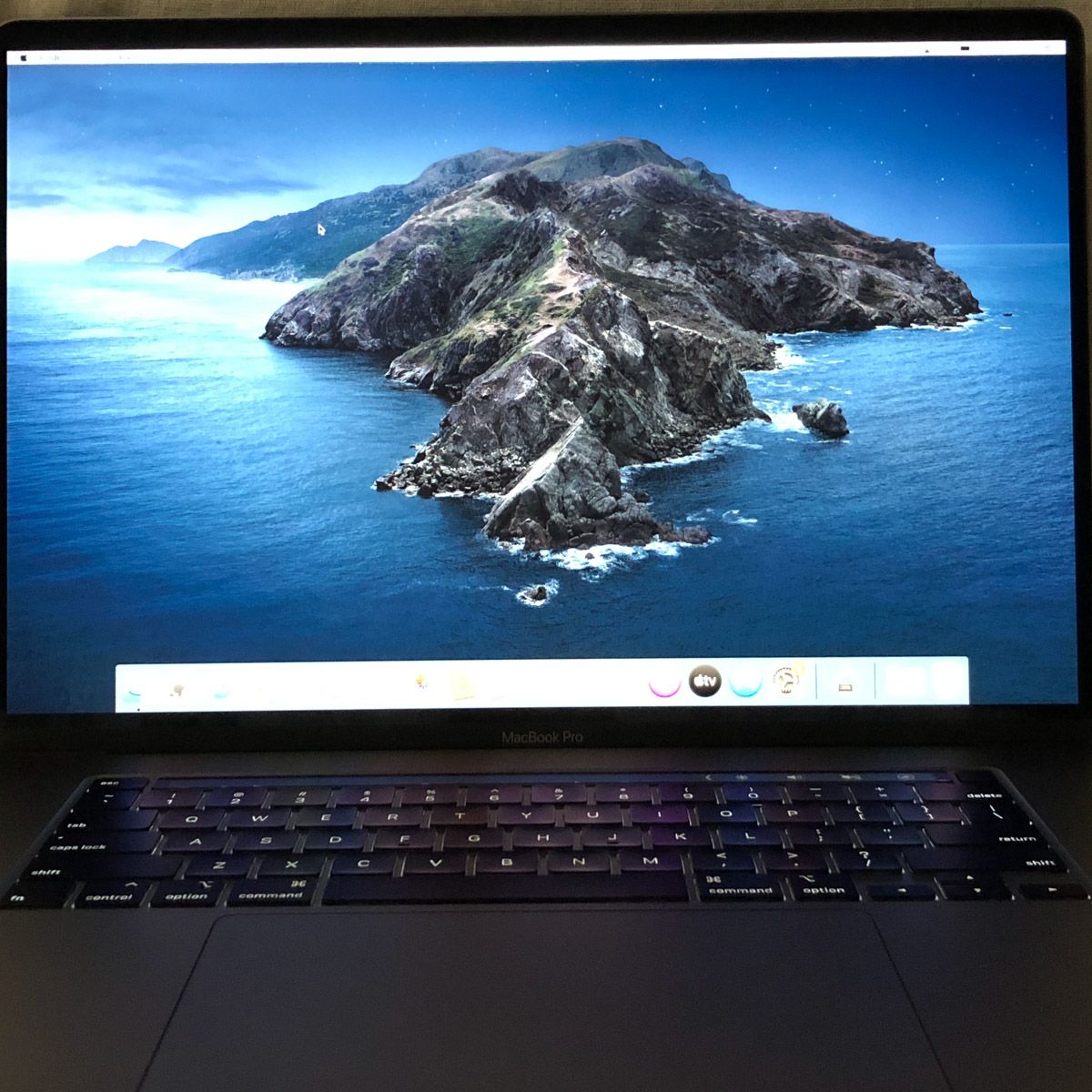 本体のみ】Apple MacBook Pro (16インチ 2019)【Touch Bar・Radeon Pro