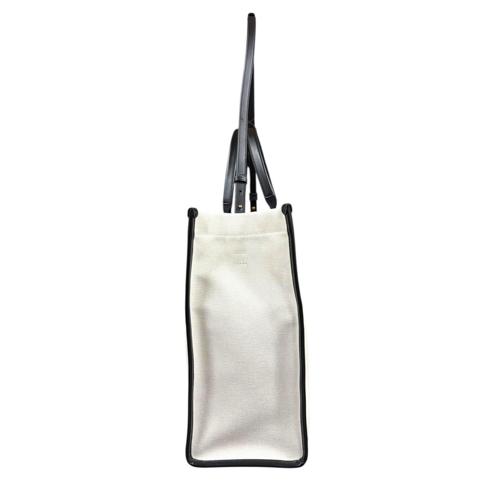 バレンシアガ ハードウェア ラージ トート ショルダーバッグ キャンバス 671403 ホワイト ユニセックス BALENCIAGA  中古 バレンシアガ ハードウェア ラージ トート ショルダーバッグ