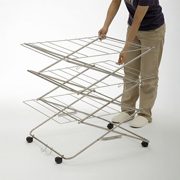  タワー型室内物干し 大 室内干し 部屋干し ステンレス 物干し 折りたたみ コンパクト 洗濯物 タオル バスタオル キャスター付き ランドリースタンド 省スペース 洗濯用品 OKI-00001-JP その他 キッチン 日用品 その他