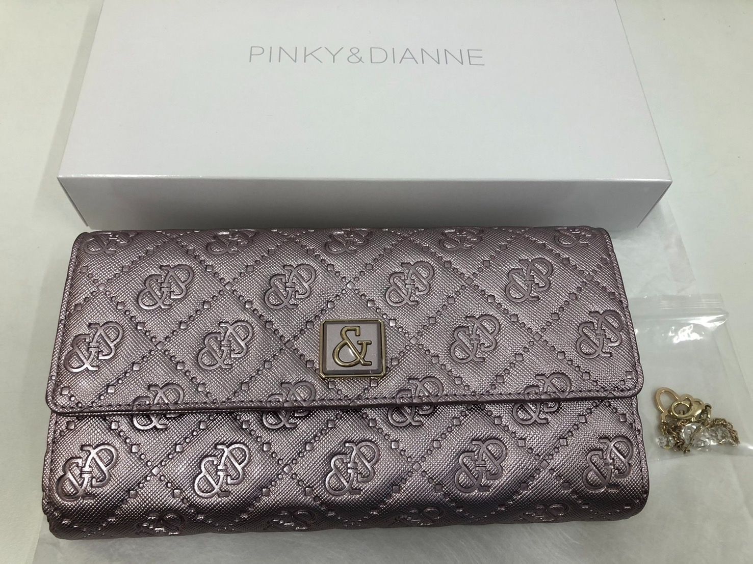 ピンキー＆ダイアン PINKY-DIANNE 長財布 チャーム付き