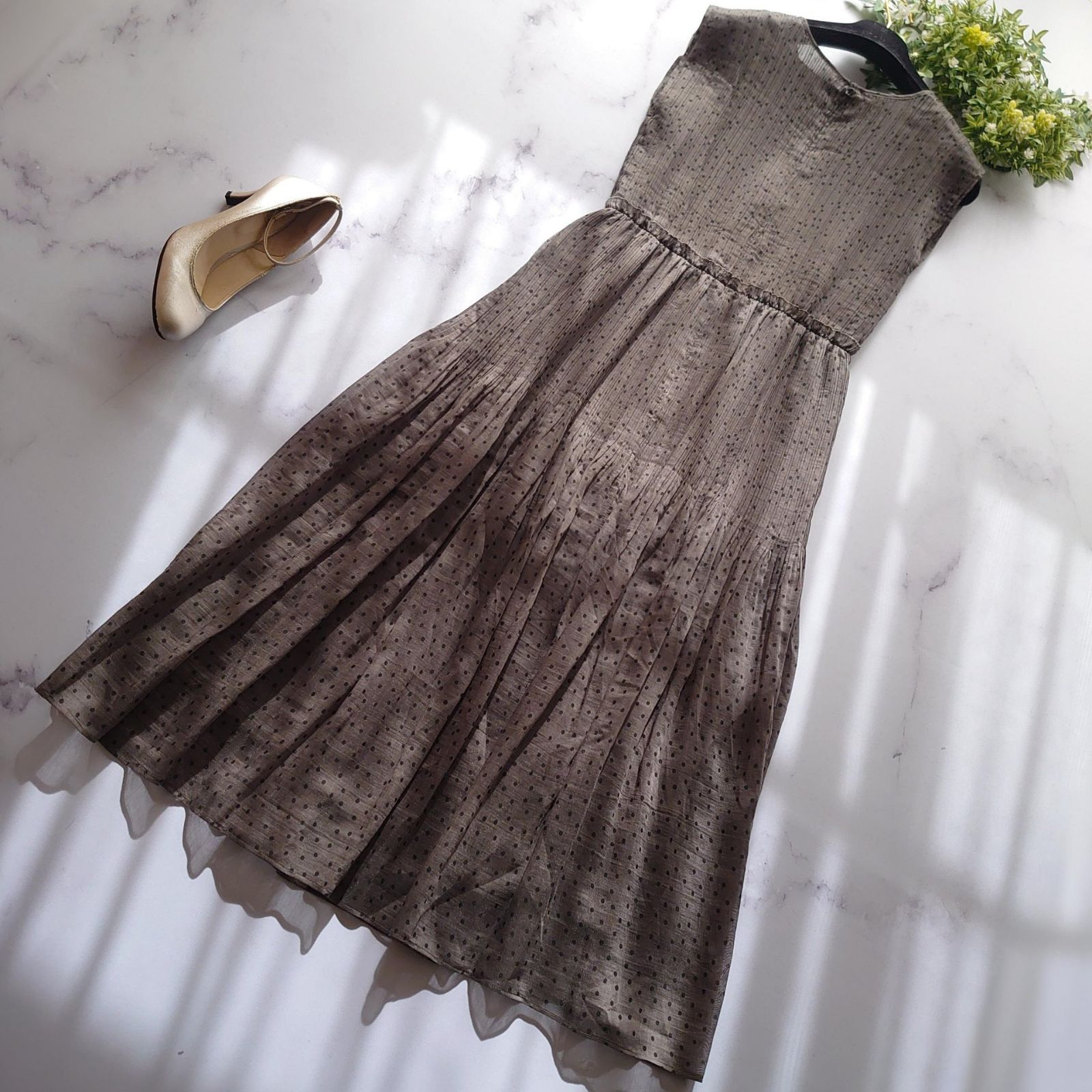 21SS 定価9.7万 レリアン プリーツドットワンピース ロング S - メルカリ