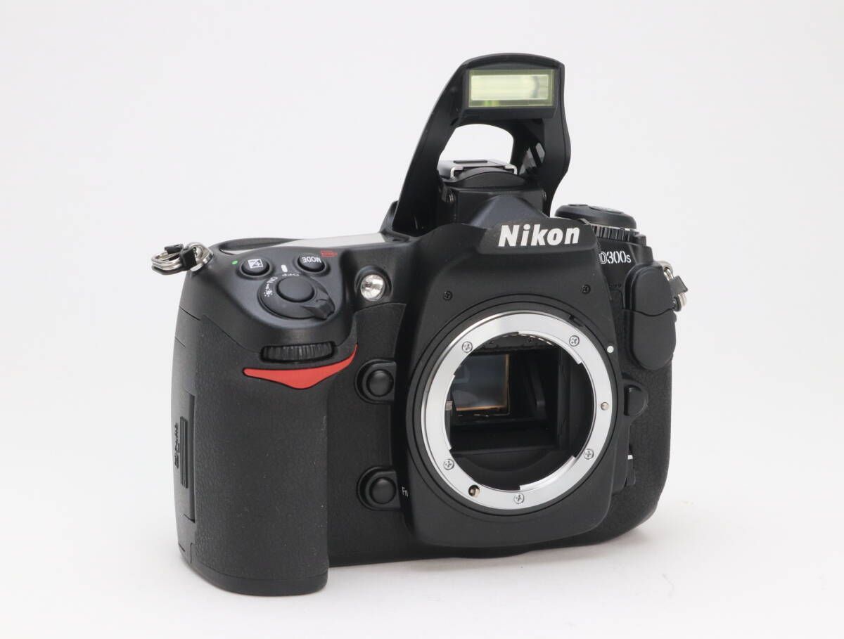 AB+ (良品) Nikon ニコン D300S ボディ シャッター数 215枚 初期不良