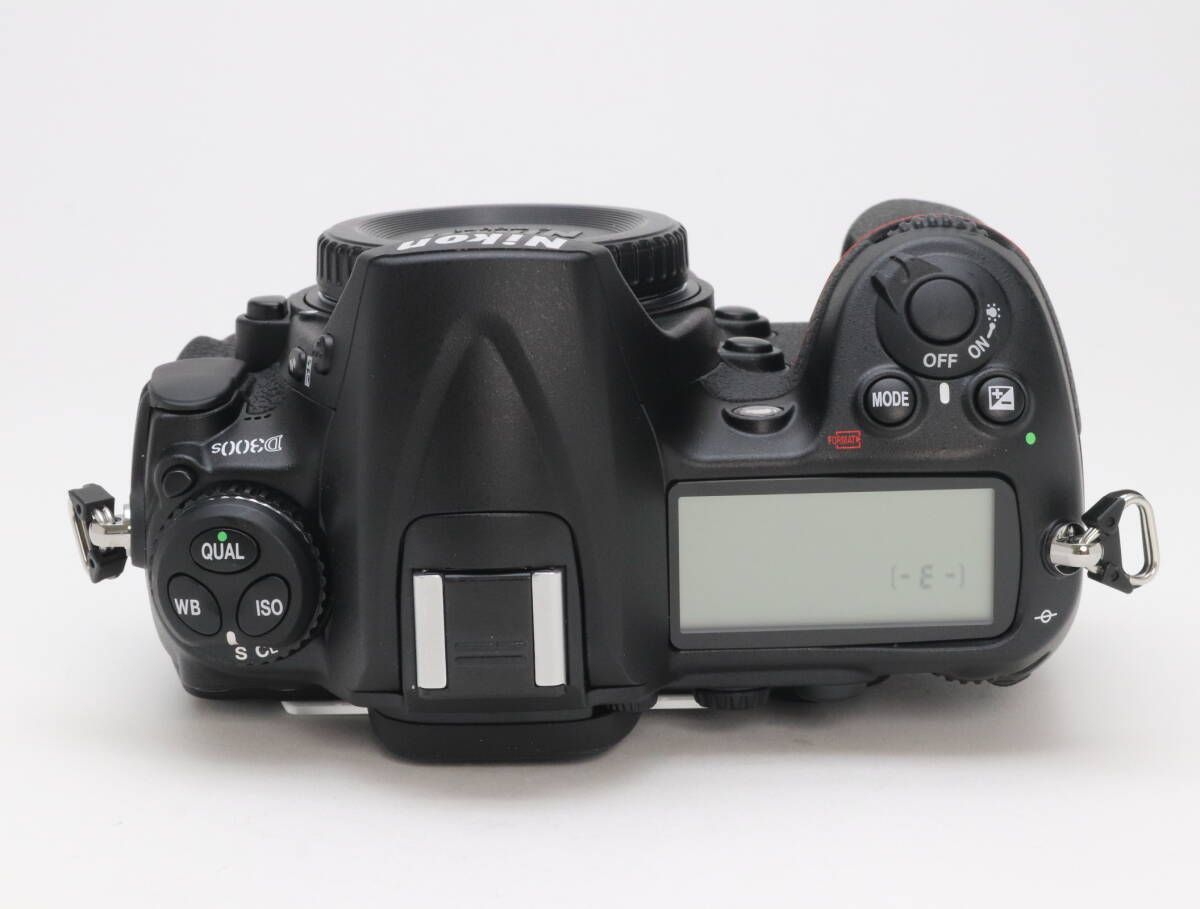 AB+ (良品) Nikon ニコン D300S ボディ シャッター数 215枚 初期不良