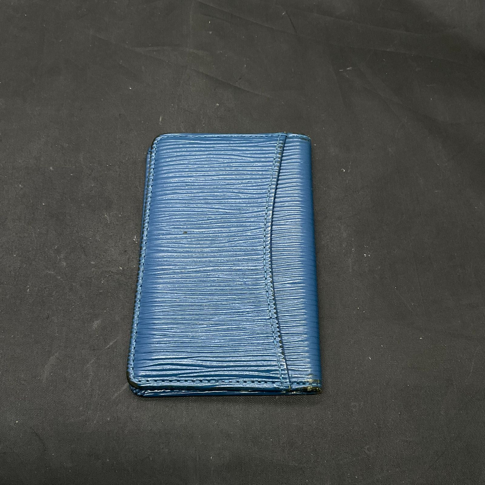 ルイヴィトン エピ カードケース