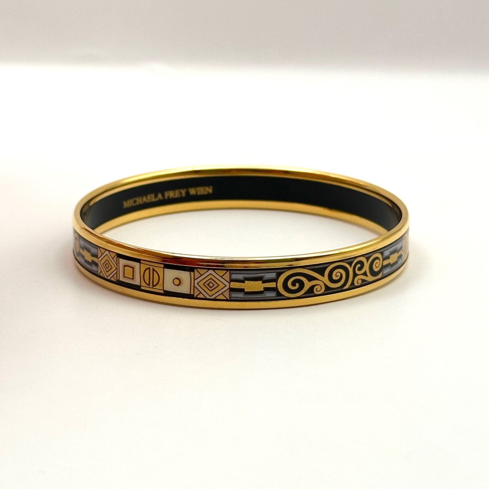 美品】MICHAELA FREY WIEN ミカエラフレイ バングル ゴールドカラー