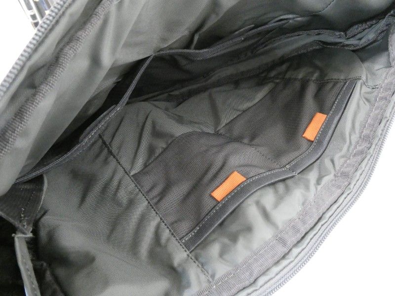 ヘッドウォーター スリングバッグ