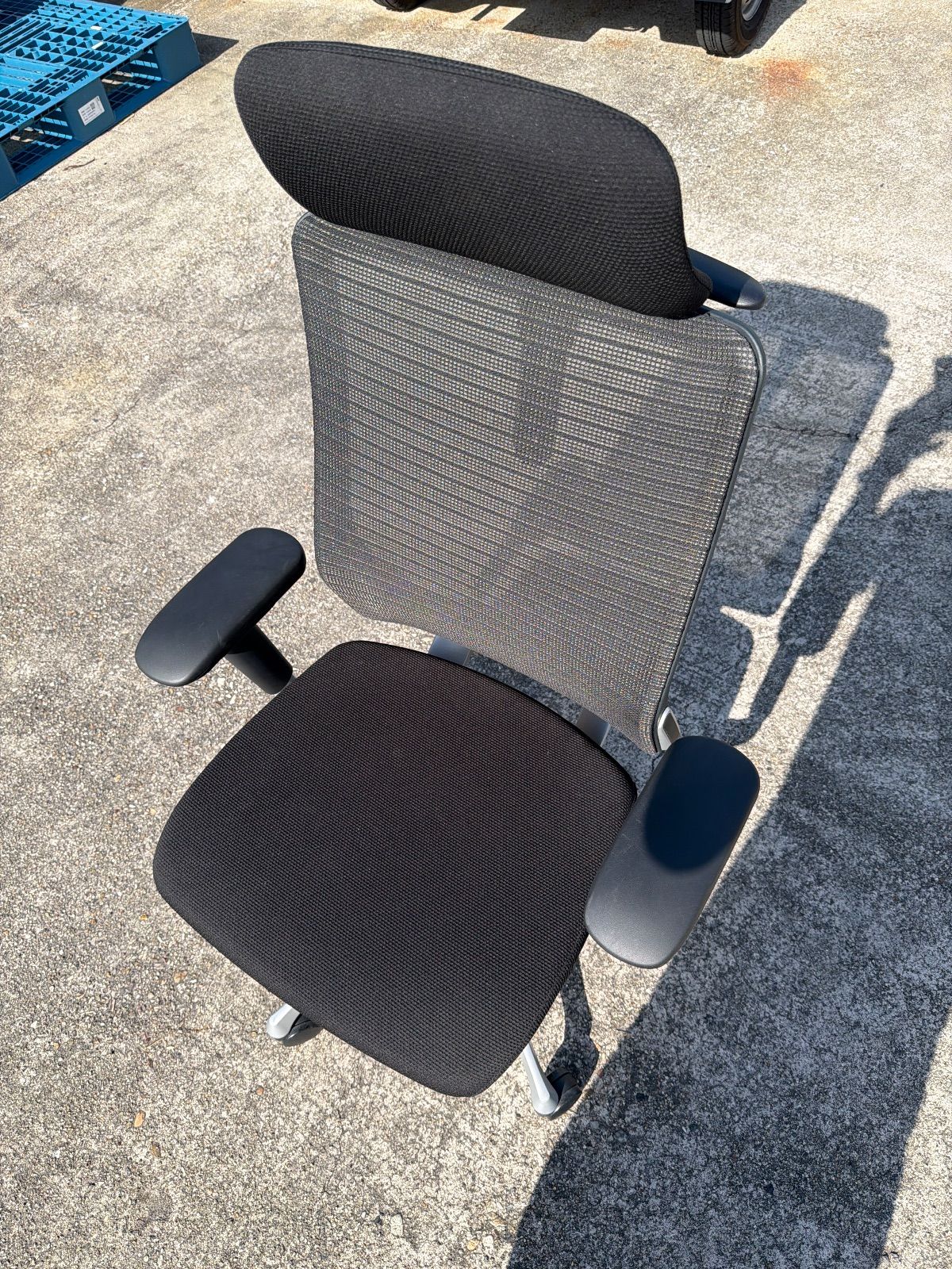  オカムラ okamura Choral コーラル シリーズ CQ8BGR FSH1 オフィスチェア コーラルチェア 事務チェア オフィス家具 黒色 倉庫前 げあり 家庭用椅子 オフィスチェア ワークチェア 椅子 チェア