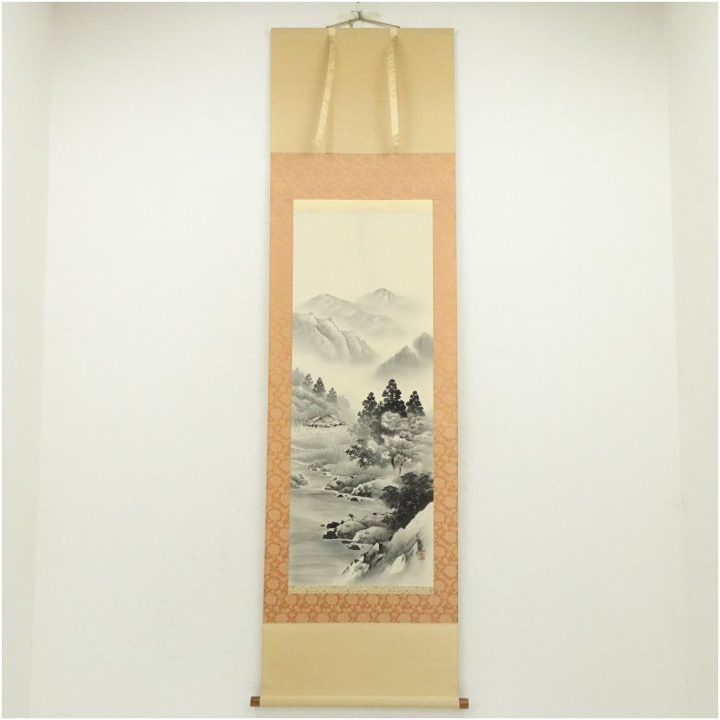 小林文雄筆 水墨山水 肉筆絹本掛軸（共箱） 掛け軸 床の間 書 おしゃれ