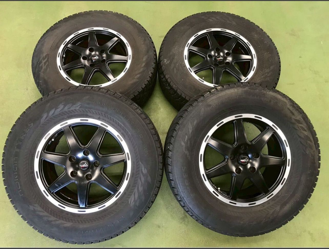 256 186 08 265 70 R 17 ティラードクロス x 7 5 44 127 5穴 NOKIAN TYRES 3 SUV 19年23週 19年32週 スタッドレス ラングラー