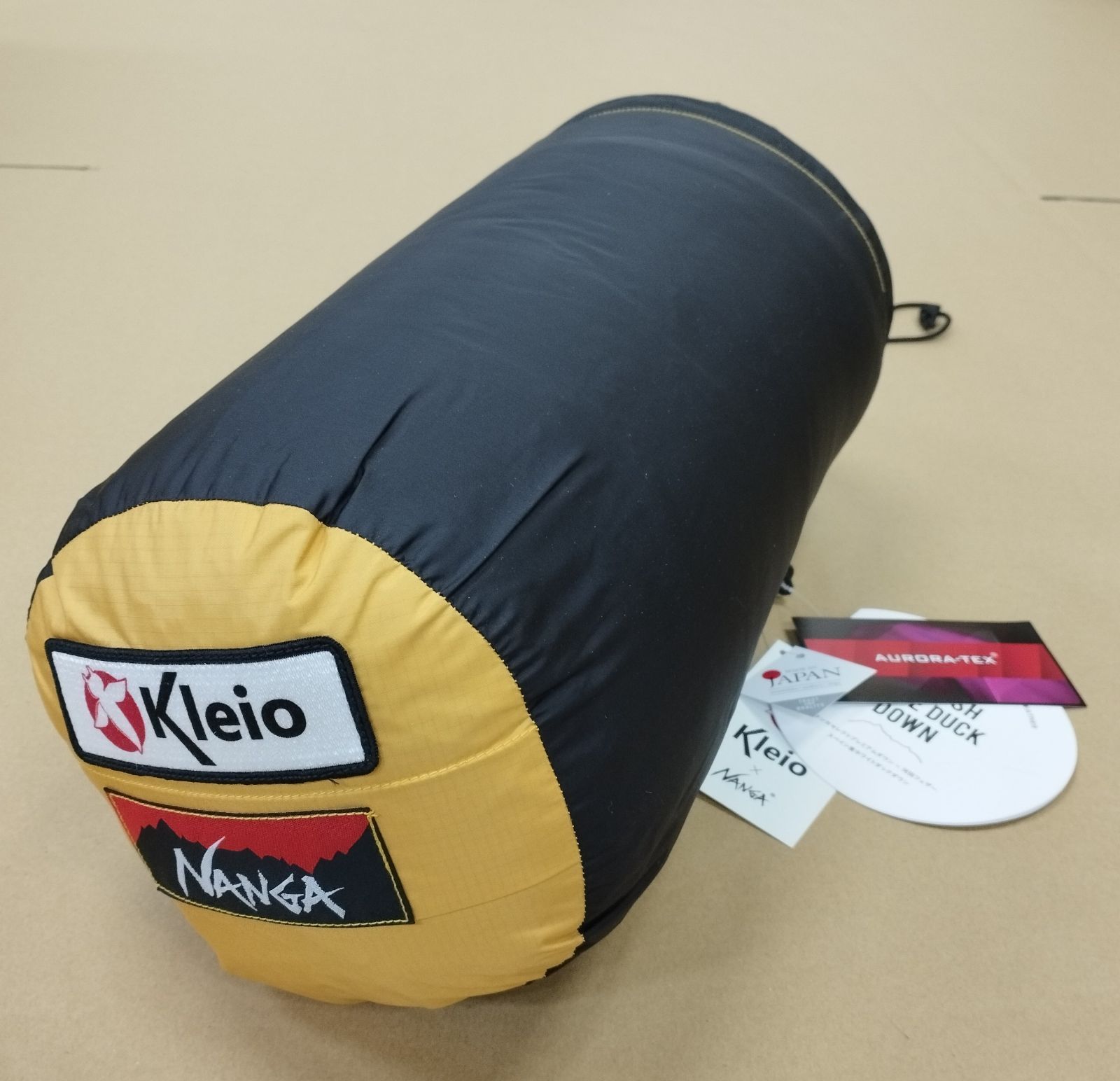 D 11507 Kleio x NANGA 袖付き寝袋 AURORA DX 370 yellow 黄色