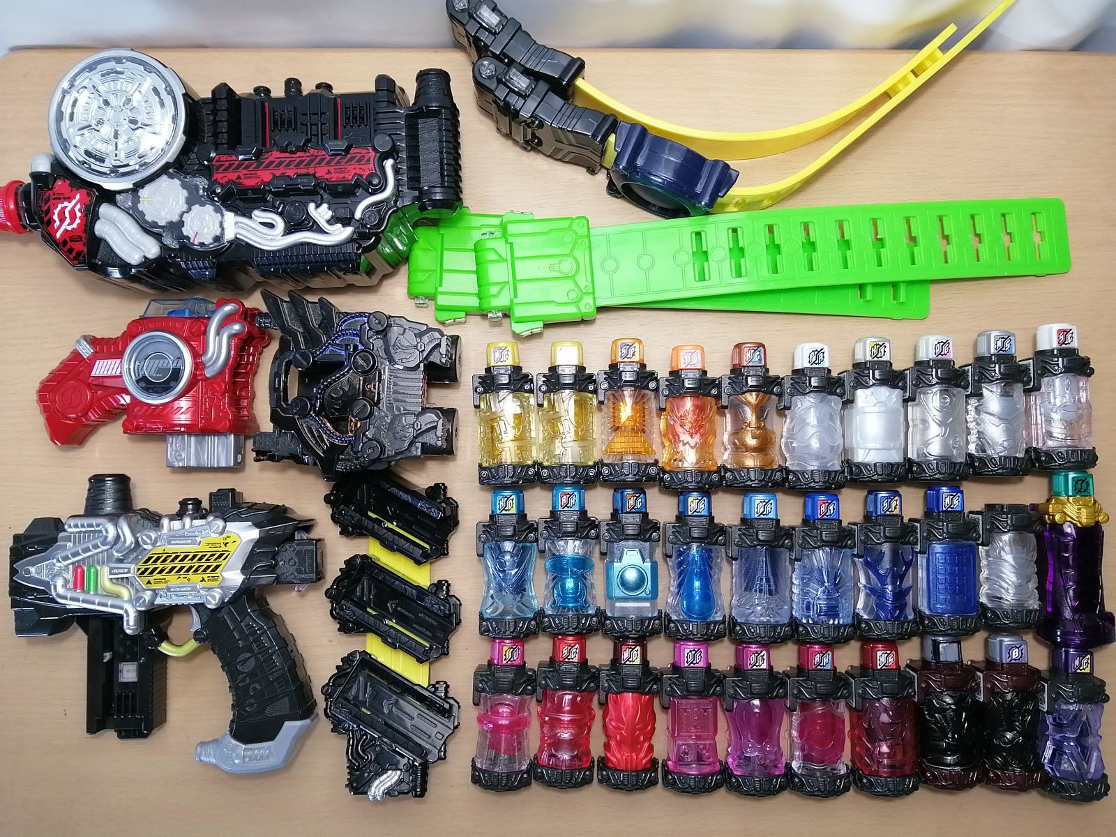 仮面ライダービルド ベルト フルボトル まとめ売り 【公式通販】