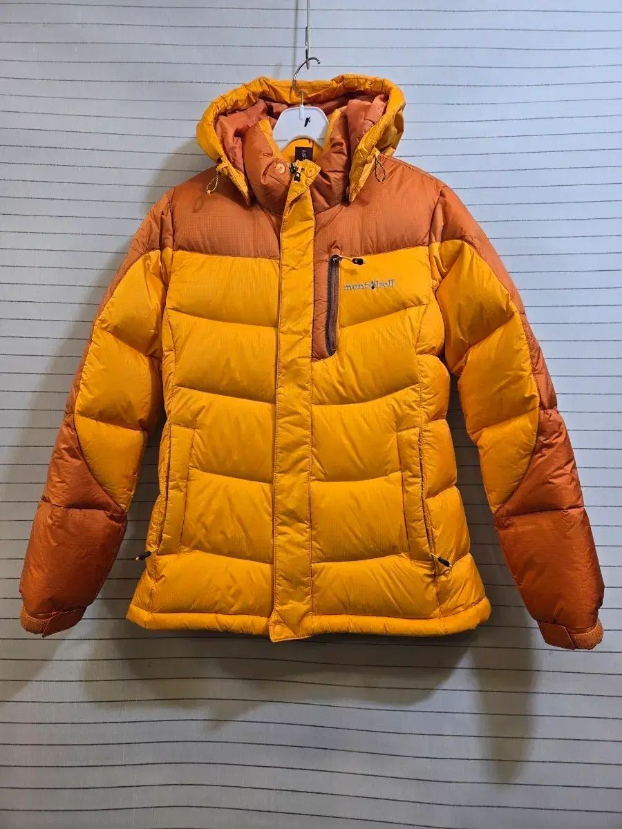 モンベル 軽量 ダウンジャケット オレンジ|イェロー