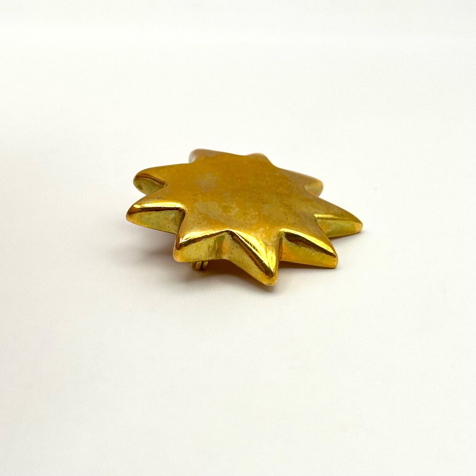 Christian Lacroix クリスチャンラクロワ ブローチ 星型 スター