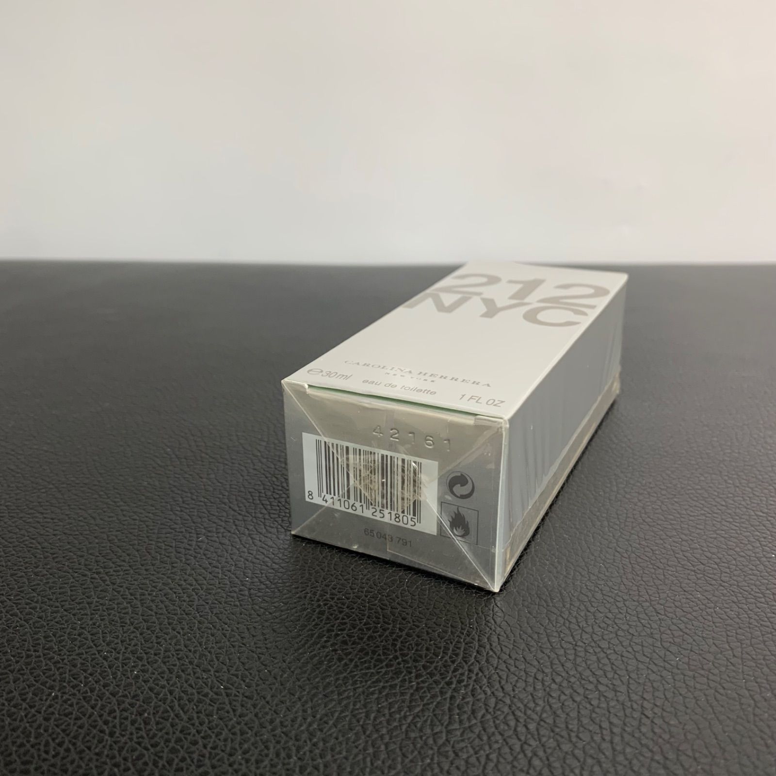 未開封 キャロライナヘレラ 212 NYC 30ml オードトワレM-12 - メルカリ