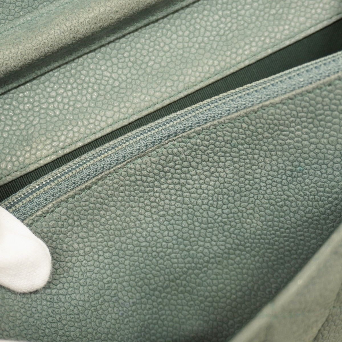  5 oe 4989 h シャネル ショルダーウォレット マトラッセ キャビアスキン グレーグリーン シルバー金具 レディース その他 小物