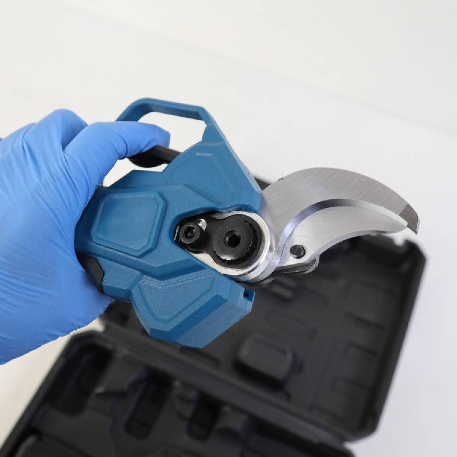 電動剪定バサミ コードレス