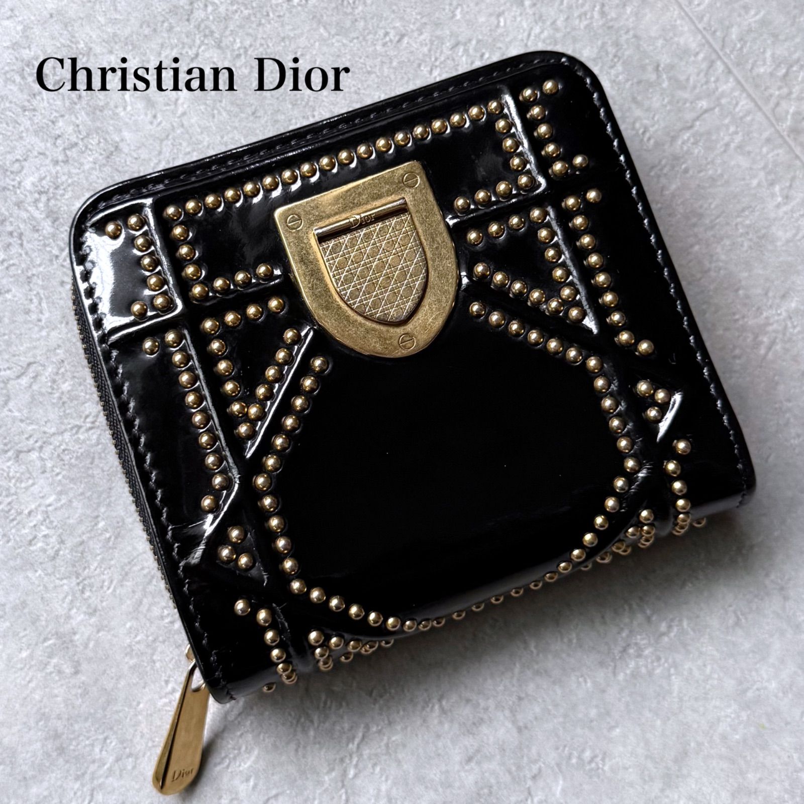 未使用Christian Diorディオラマ パテントレザー三つ折り財布　袋付き Christian Dior クリスチャンディオール ディオラマ パテントレザー