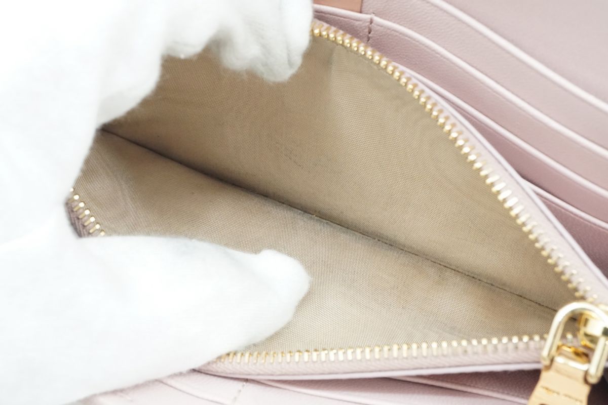 ミュウミュウ 二つ折り 長財布 マテラッセ ギャザー ラインストーン