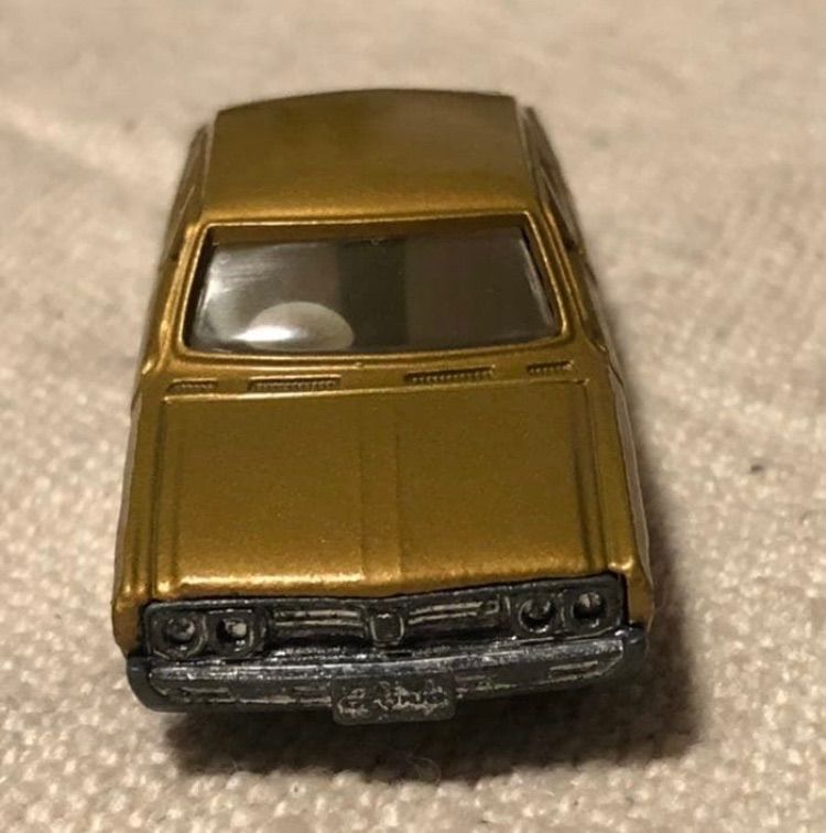 z*t様 トミカ　ニッサン　セドリック　香港製 香港製トミカ】 NO.33 日産 セドリック 香港製ミニカー NISSAN CEDRIC