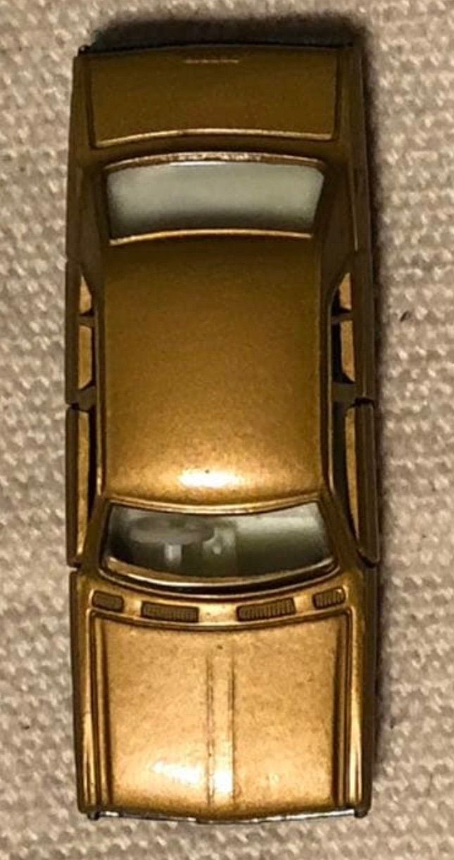 香港製トミカ】 NO.33 日産 セドリック 香港製ミニカー NISSAN CEDRIC