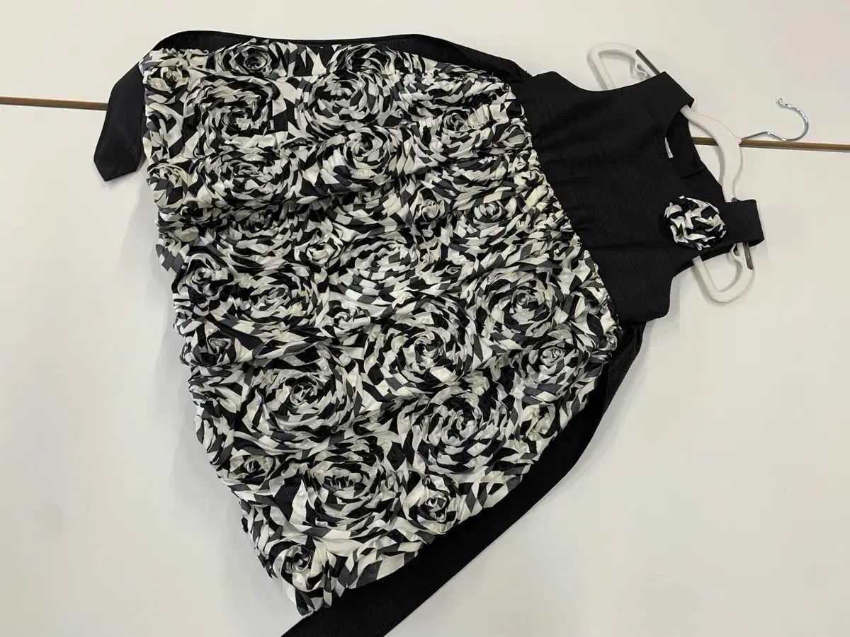 Pequito se viste 4T バラ シャーリング ドレス 誕生日ドレス