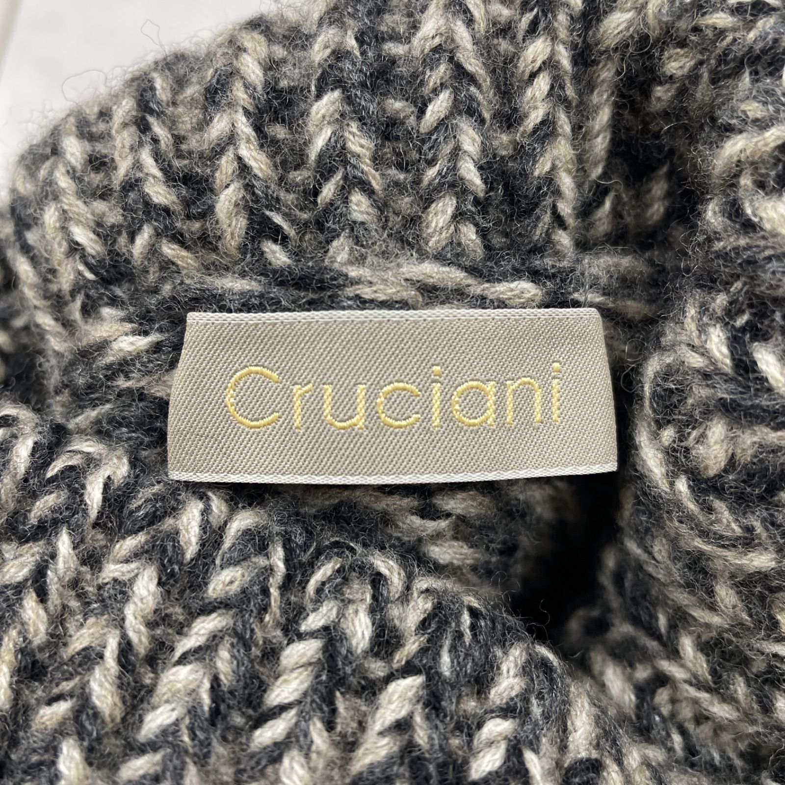 Cruciani クルチアーニ ニットトップス タートルネック メランジ