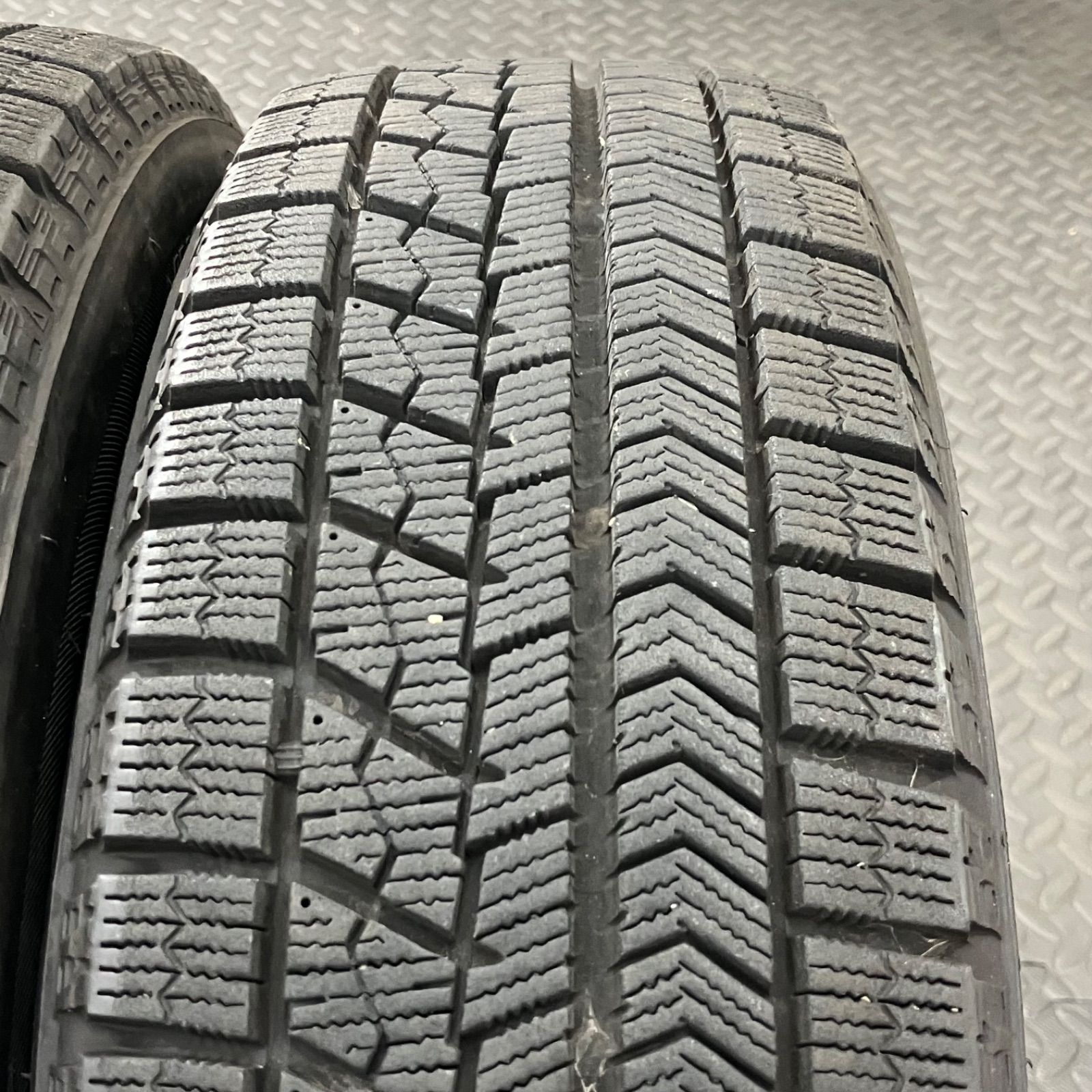 コンテ スタッドレスタイヤ