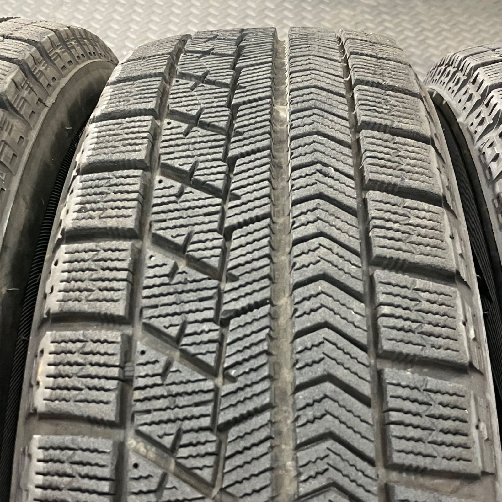 コンテ スタッドレスタイヤ