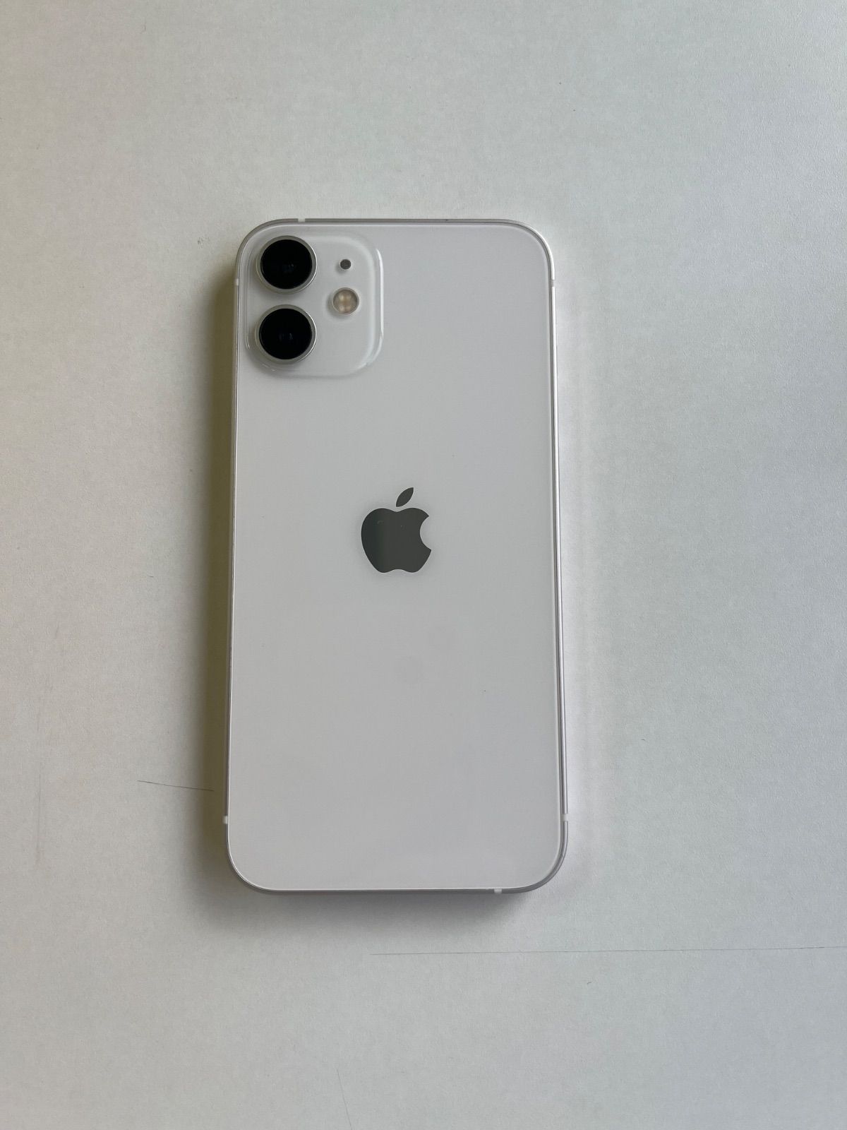 美品 iPhone 12 mini 128GB ホワイト MGDM3J/A - 1118 - メルカリ
