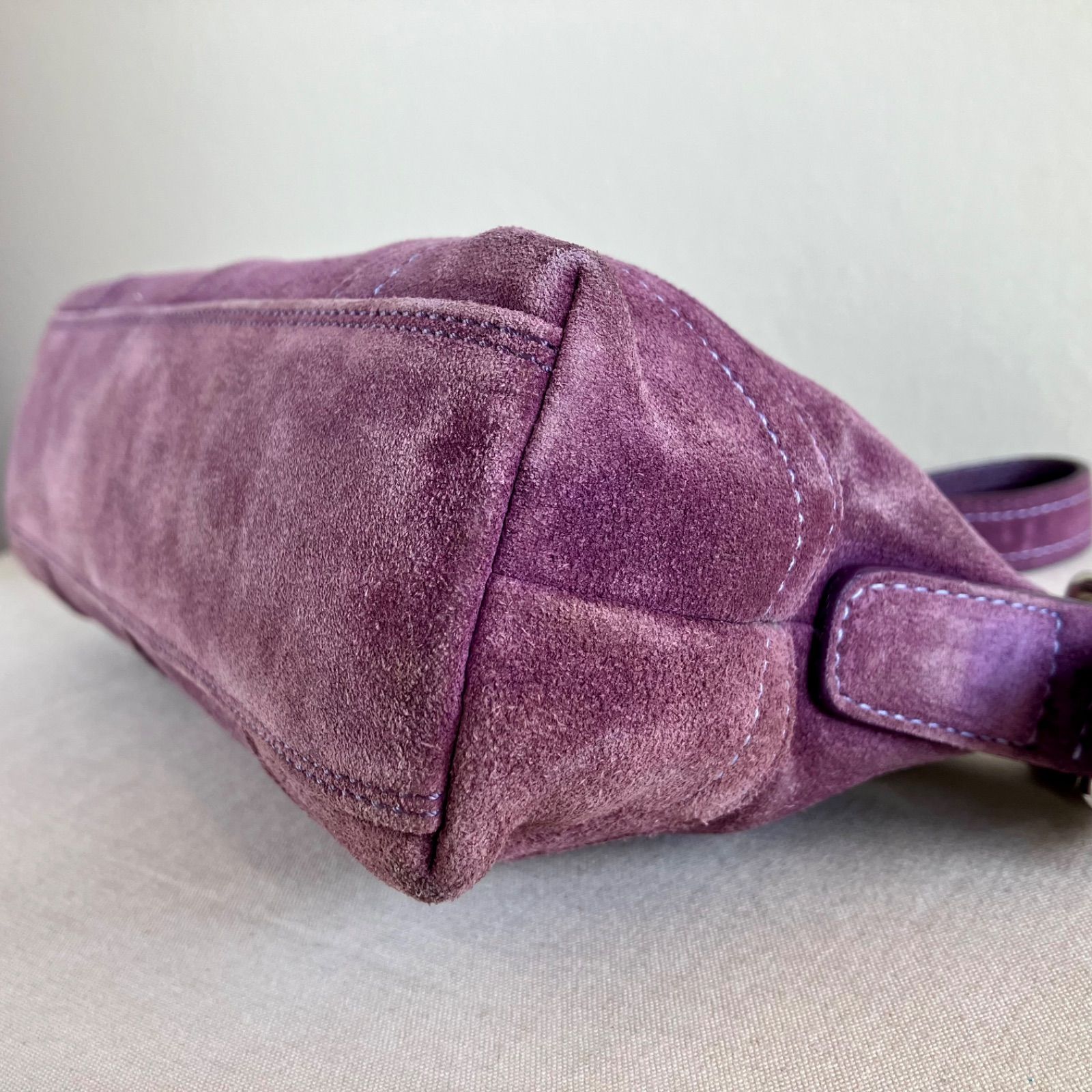 COACH Vintage Y2K Hampton Demi Suede Small Hobo Shoulder Bag 