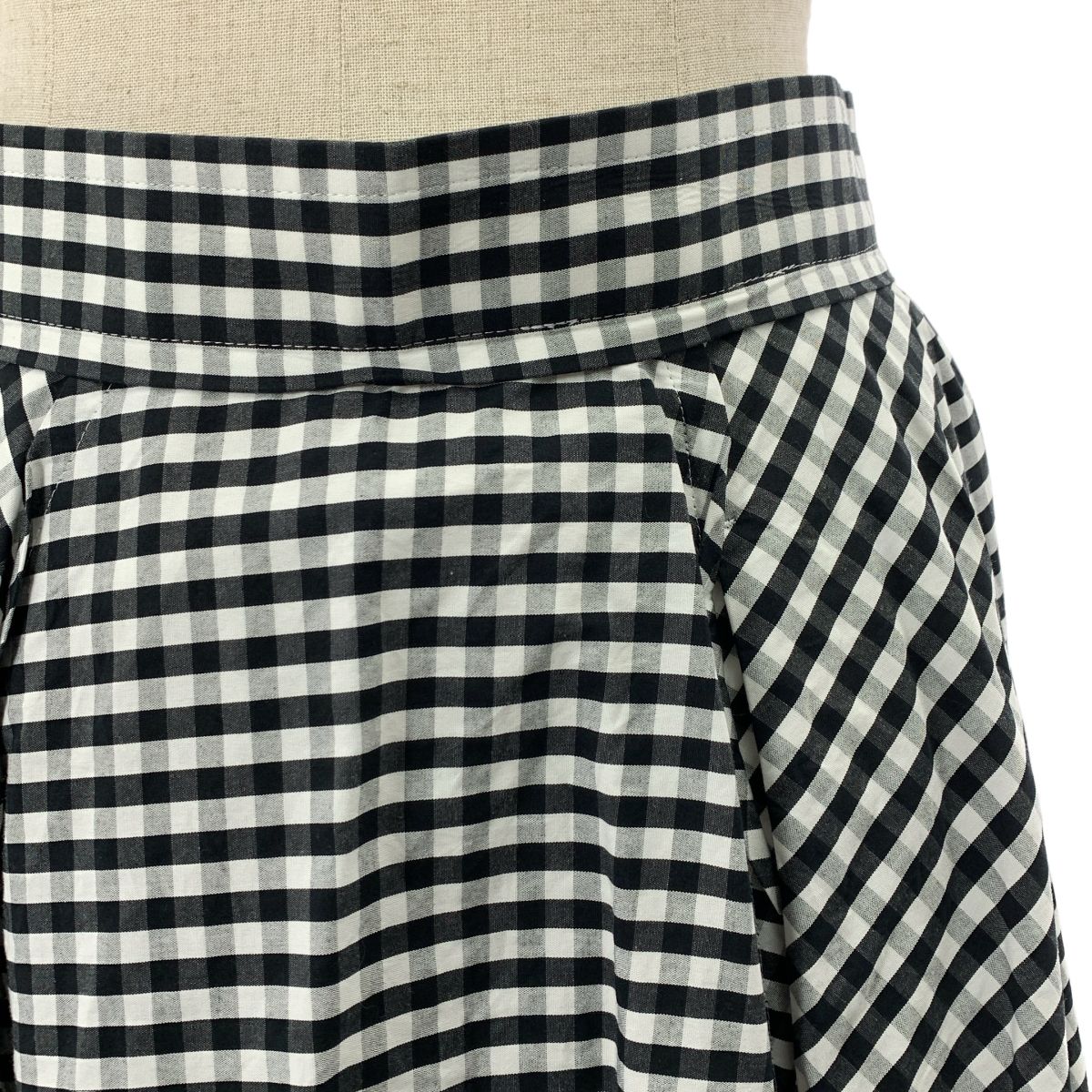 MADISON BLUE | マディソンブルー TUCK SK GINGHAM ギンガムチェック タックサーキュラー バックジップ ボリューム スカート 裏地付き 01 S ホワイト|ブラック レディース