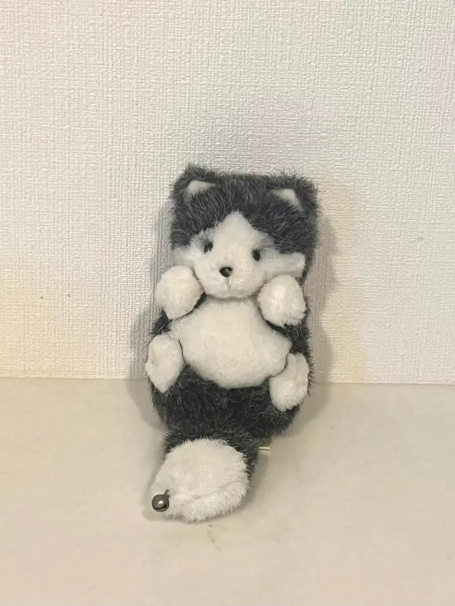 中古JOYFUL MATES ハスキー犬 ぬいぐるみ 全長25cm ジョイフルメイト