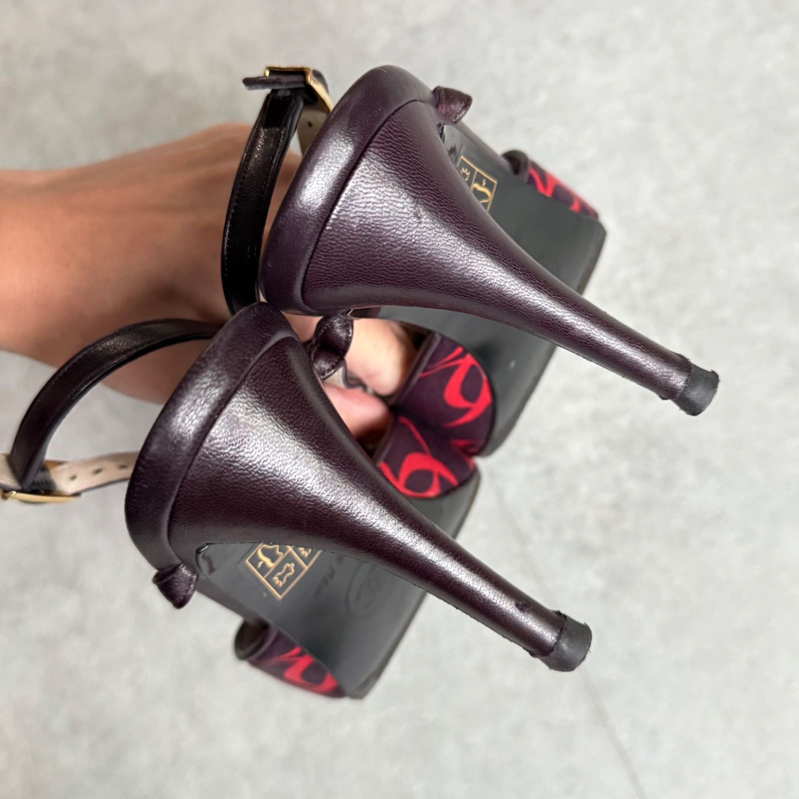 CHANEL シャネル ココマーク 総柄 ストラップパンプス ポインテッド