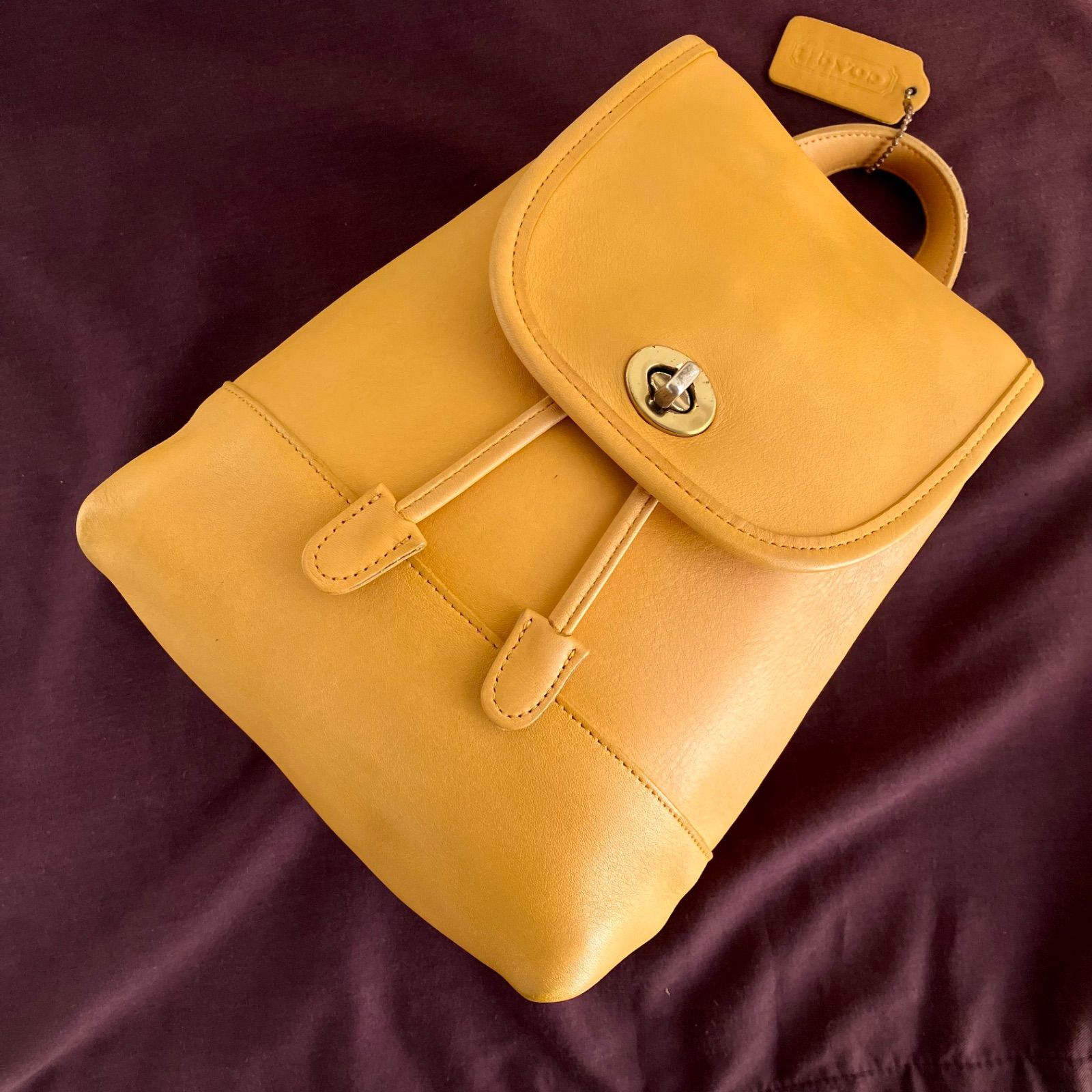 バッグ Rare Color Vintage Coach Yellow Day Pack Vintage Coach DayPack Yellow Leather Rare Color USA - メルカリ