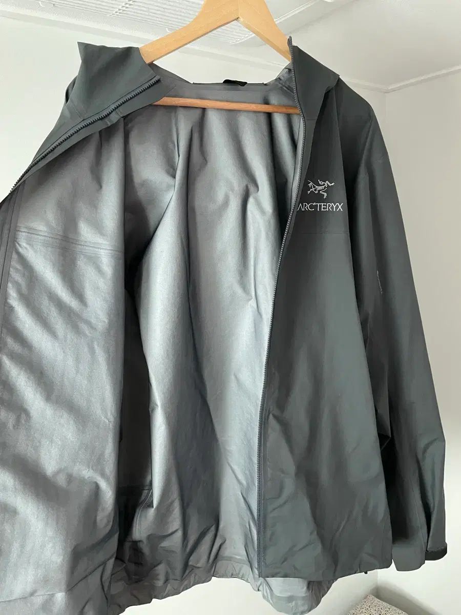 アークテリクス ベータ クラウド XL