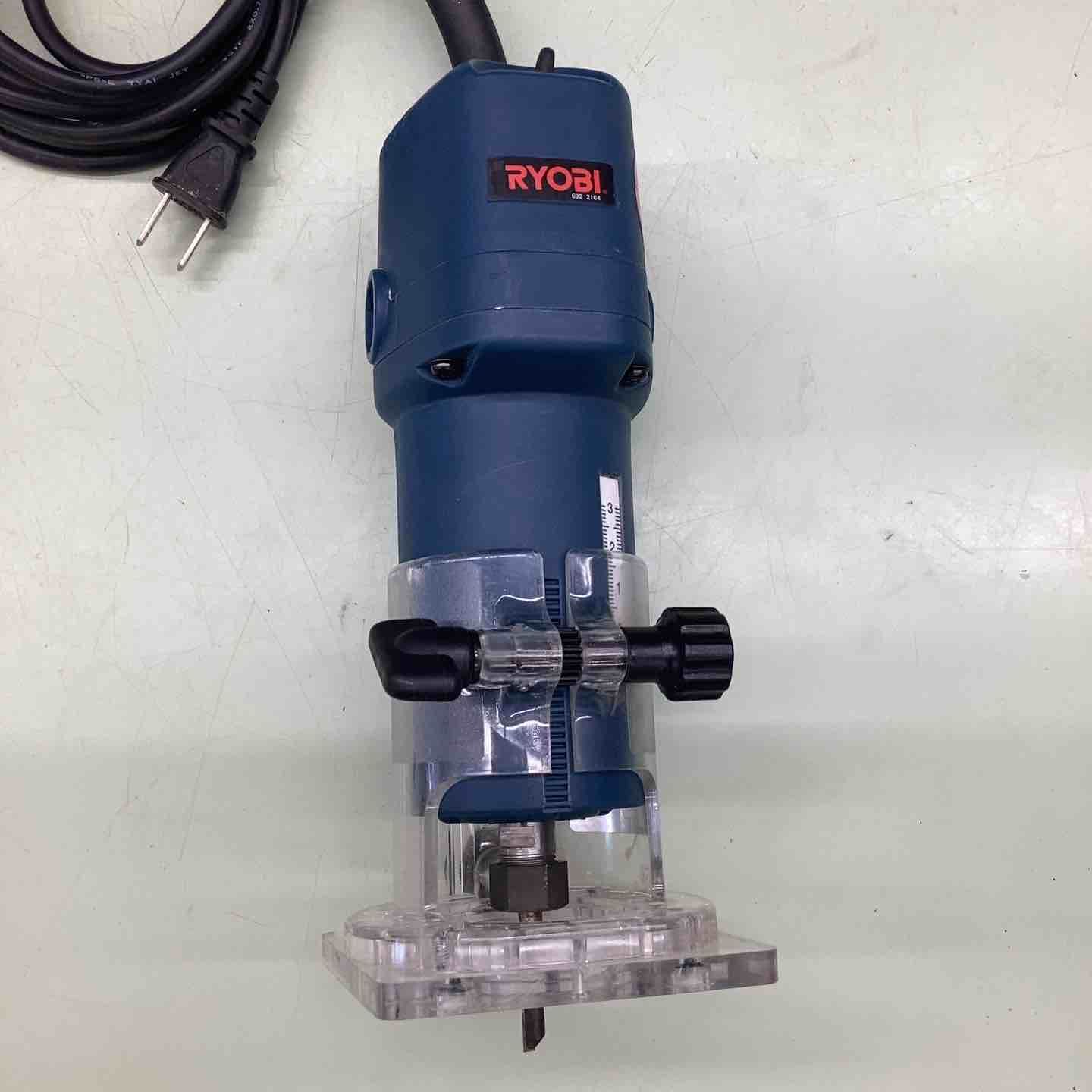 リョービ RYOBI トリマ 6 mm TRE 40木材 切削 縁 溝 模様 くり抜 トリミング 0