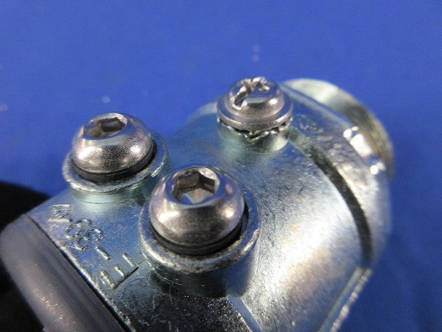 材料・資材 厚鋼ねじなし防水型コネクタE-39(8個入)(キズ・汚れ有