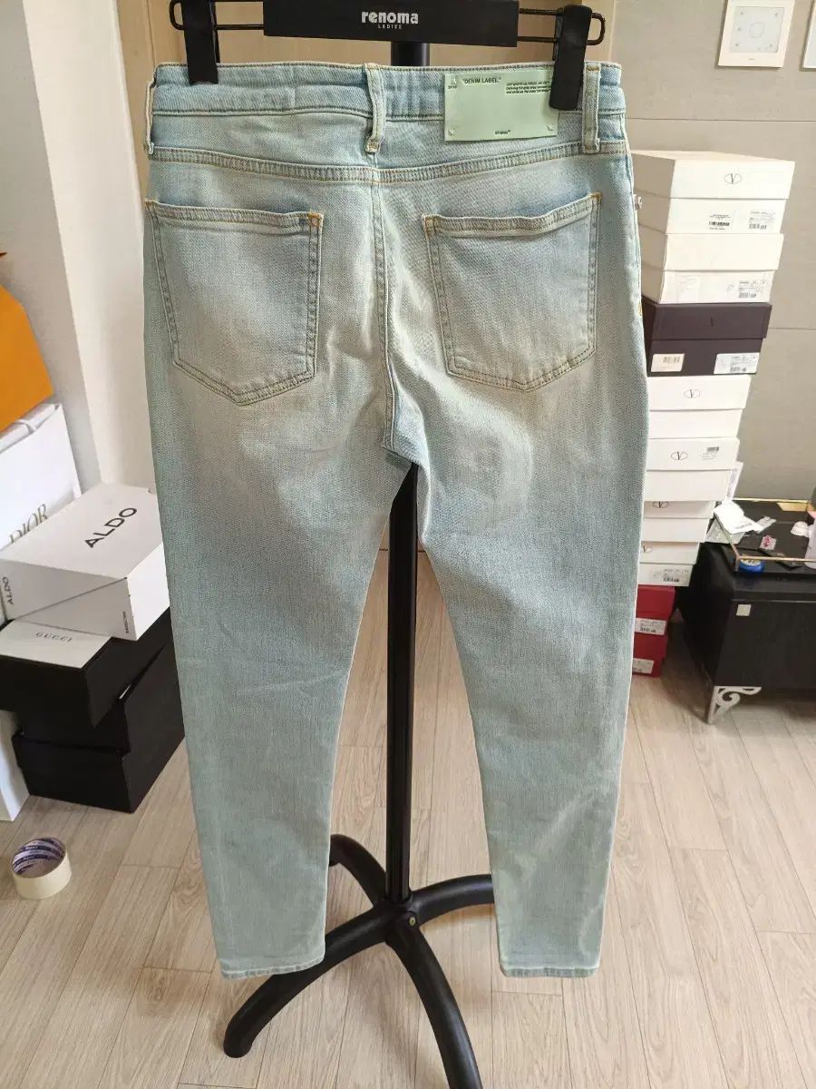 オフホワイト デニム 26インチ