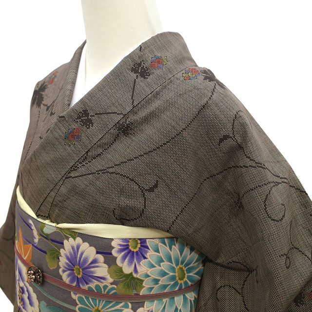 新古品】 本場奄美大島紬 着物 未使用 正絹 大島紬 袷 久野織物 泥染め