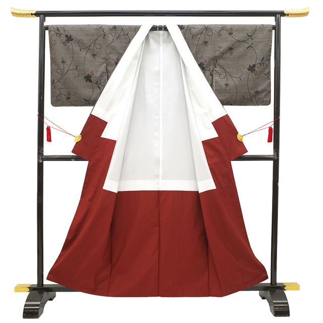 c*8様 新品　美品　袷　大島紬　多分本場奄美大島紬　フルセット　身丈161 裄 新古品】 本場奄美大島紬 着物 未使用 正絹 大島紬 袷 久野織物 泥染め