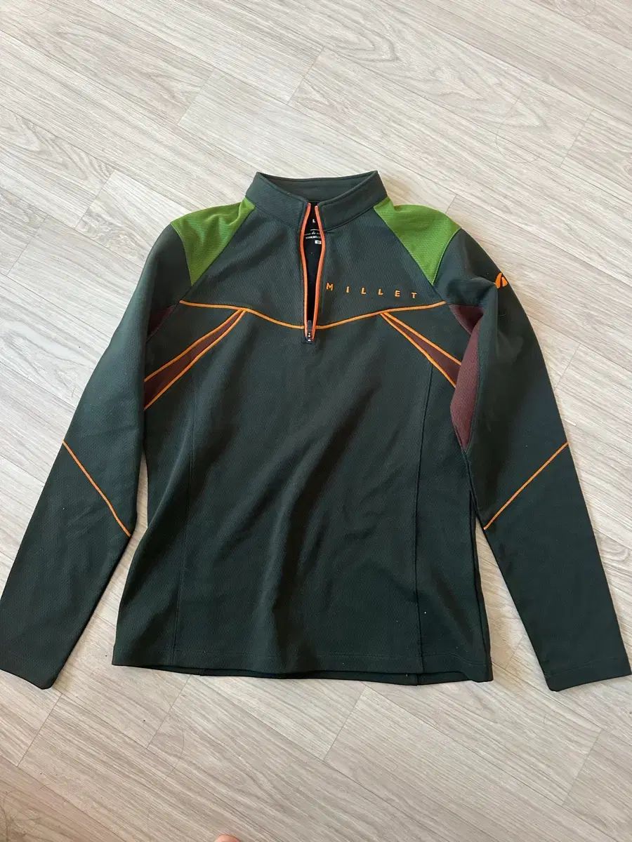 トルネードマート エンボストスカーナムートンブルゾン Mサイズ