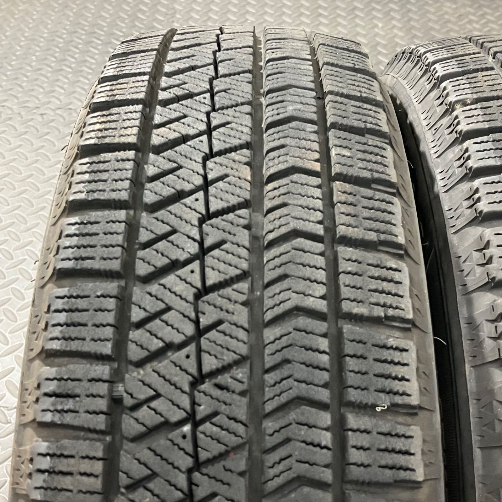 ブリザックVRX 2