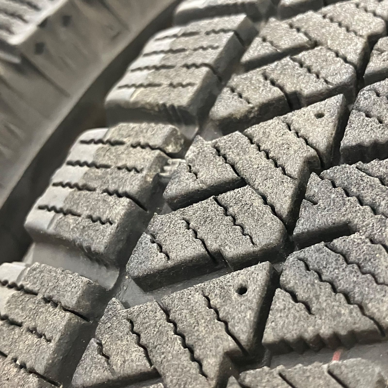 ブリザックVRX 2